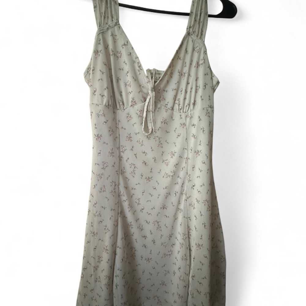 Women’s Cream Floral Day Casual Dress